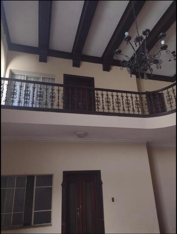 Casa Del Viajero Colonial Guatemala Appartamento Esterno foto