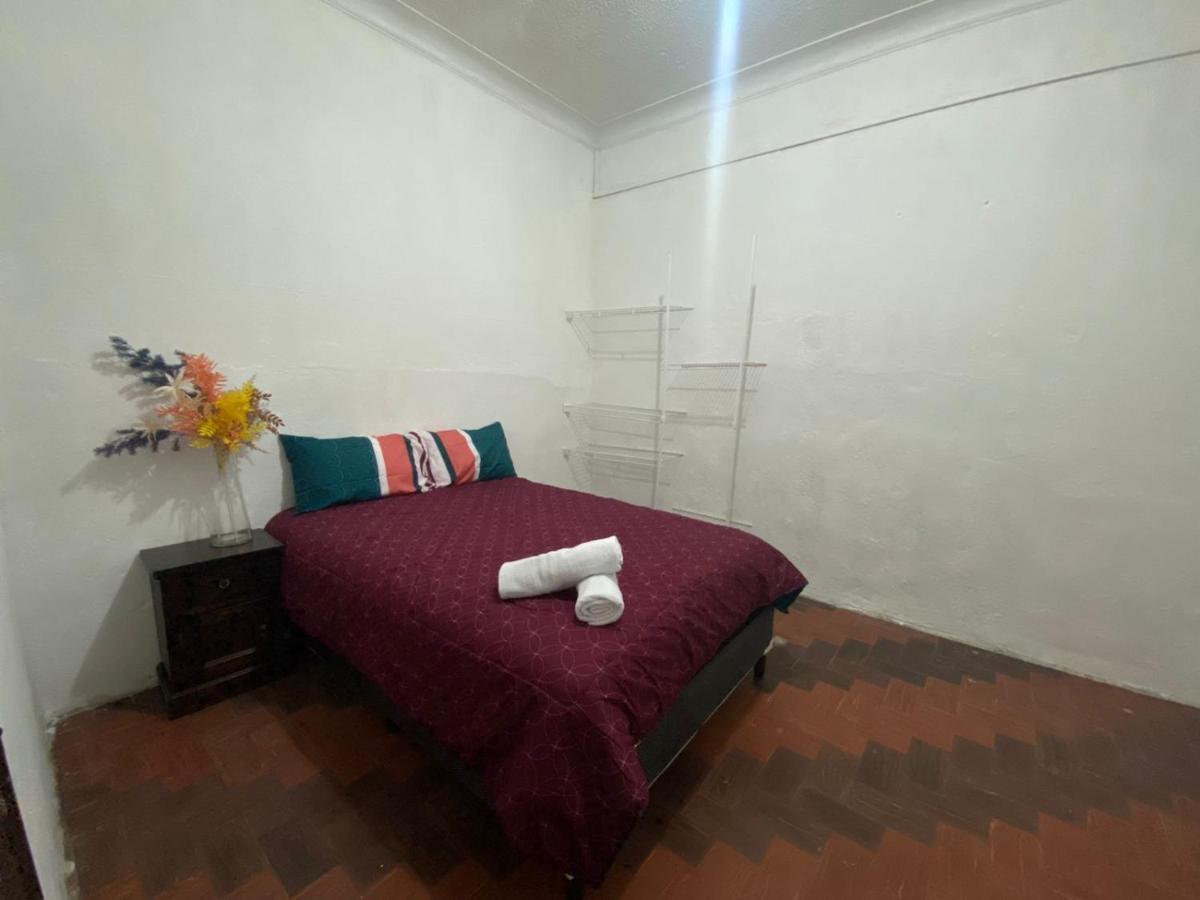 Casa Del Viajero Colonial Guatemala Appartamento Esterno foto